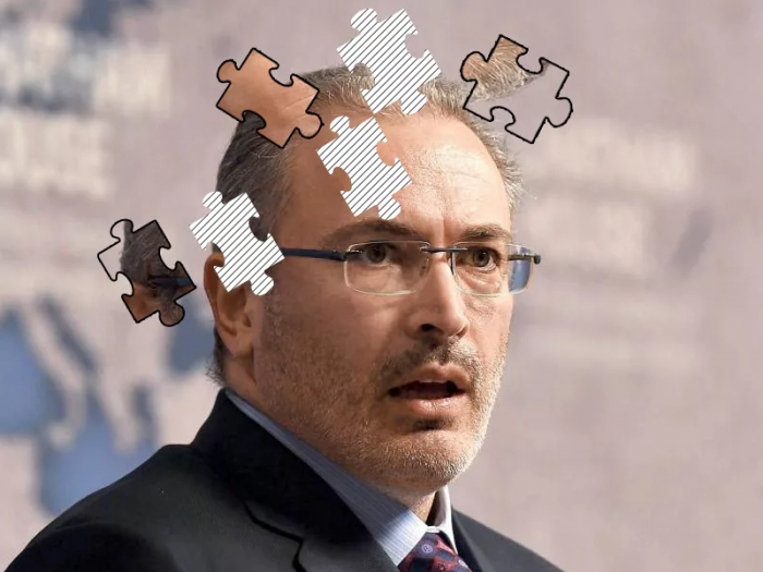 Дружные либералы, дружная эвтаназия: какой слух про ковид пустили «оппозиционеры» за деньги Ходорковского