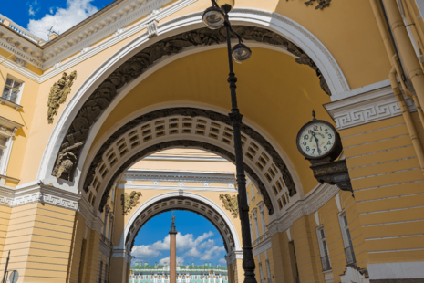 Государственный Эрмитаж проведет на Дворцовой площади световое шоу в формате 3D