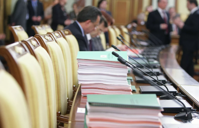 Правительство хочет повысить налоги на 400 миллиардов рублей