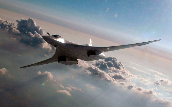 Ядерные ракеты на сверхскоростях: за что советский бомбардировщик Ту-160 прослыл грозой НАТО