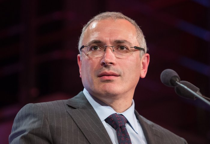 Ходорковский защищает своих марионеток от навальнистов