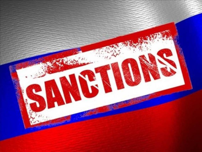 От санкций Россия только крепчает