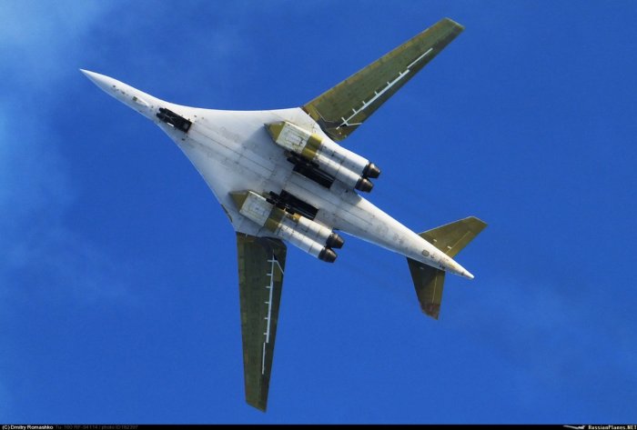 Лётчик-испытатель восхищен «Белым Лебедем» — модернизированным ракетоносцем Ту-160М