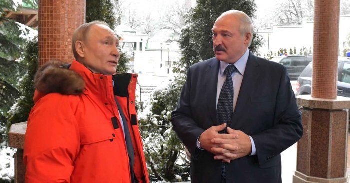 Лукашенко не выдержал: Россия окажет помощь Белоруссии в борьбе с коронавирусом
