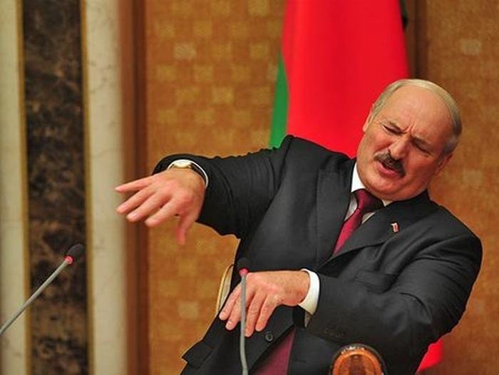За нас или за них? Как Лукашенко «переобувается» во взаимоотношениях с Россией