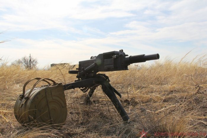 Прелести украинской армии: ВСУшник шмальнул из гранатомета по строю
