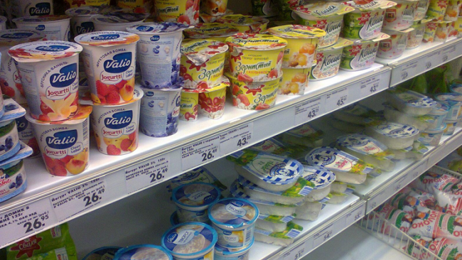 Литовцы нелегально ввозят некачественную молочку в Россию