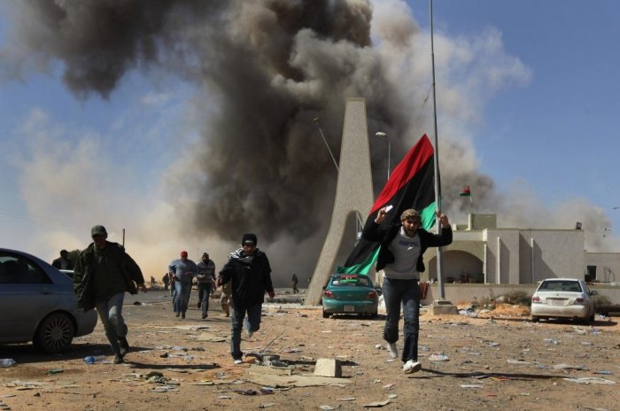 Столтенберг прикрывает турков, пока те захватывают нефтехранилища в Ливии