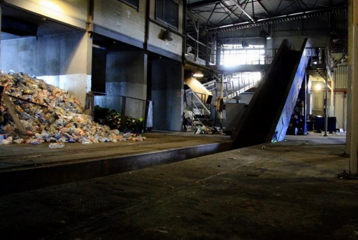 Почему «ТрансЭко» не сможет вывезти 42 000 тонн мусора МПБО-2