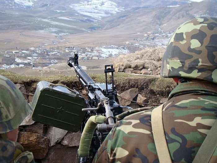 Украина заявила о готовности оказать военную помощь Азербайджану