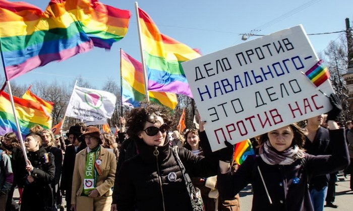Геи, лесбиянки, навальнисты: как проводит свое время московское либеральное сообщество