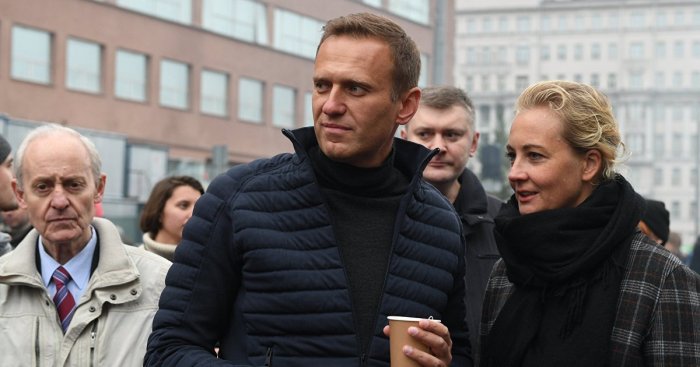 Европейская неожиданность, или Для чего ЕС испражнил санкции против шести граждан РФ из-за Навального