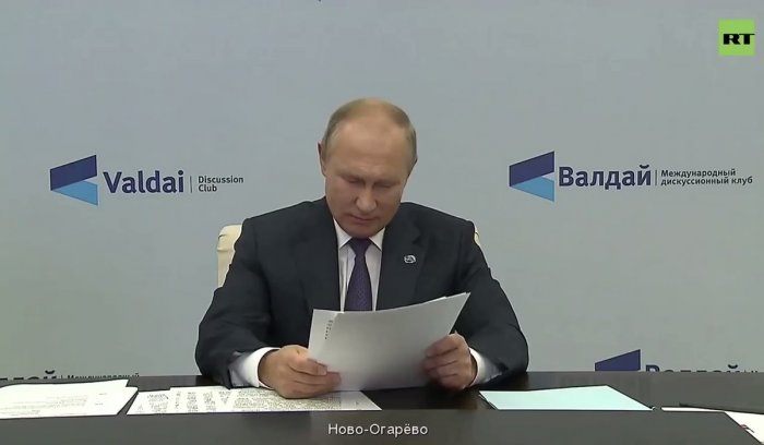 Путин высмеял США и прокомментировал новые санкции