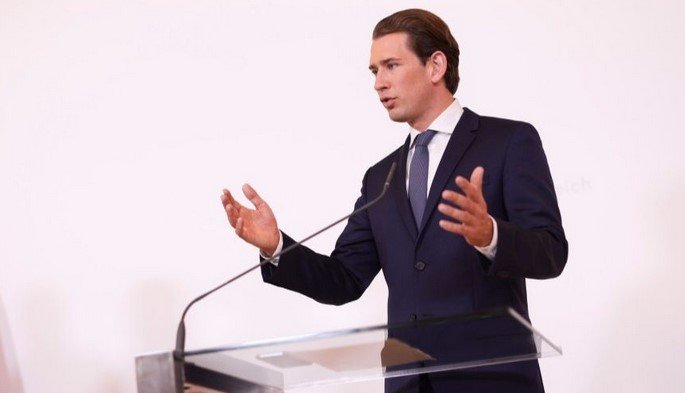 Австрийский премьер Курц провозгласил частичный отказ Австрии от демократии