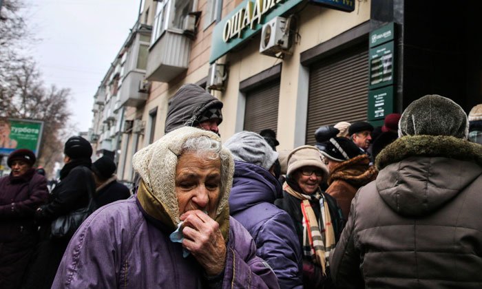 Деградация Украины на примере голодающих пенсионеров