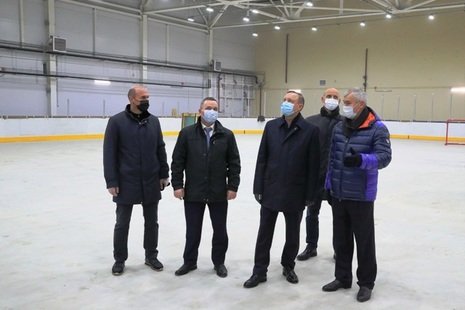 В следующем году в Петербурге построят два крытых катка и волейбольный спорткомплекс