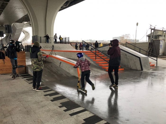 Еще один скейт-парк под мостом открылся в Петербурге