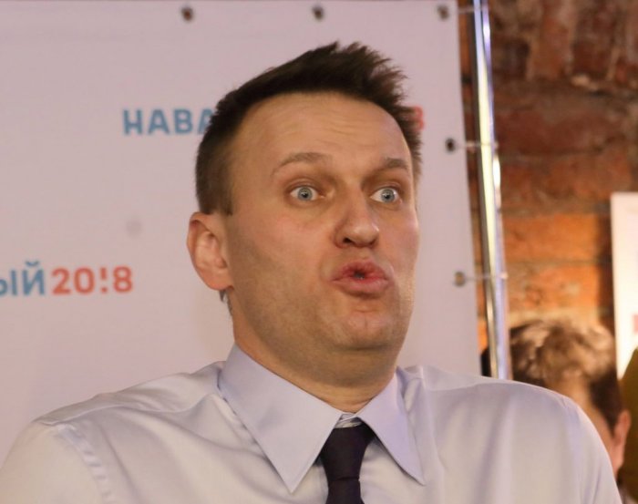 Выходки Навального с каждым разом все отчаяннее: блогер подделал голос сотрудника ФСБ