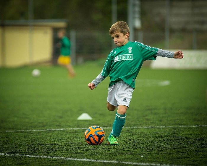 В школах России появятся уроки футбола