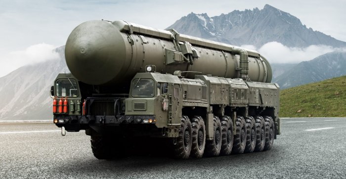 Китайские журналисты написали, что российские ракеты способны отправить США в каменный век