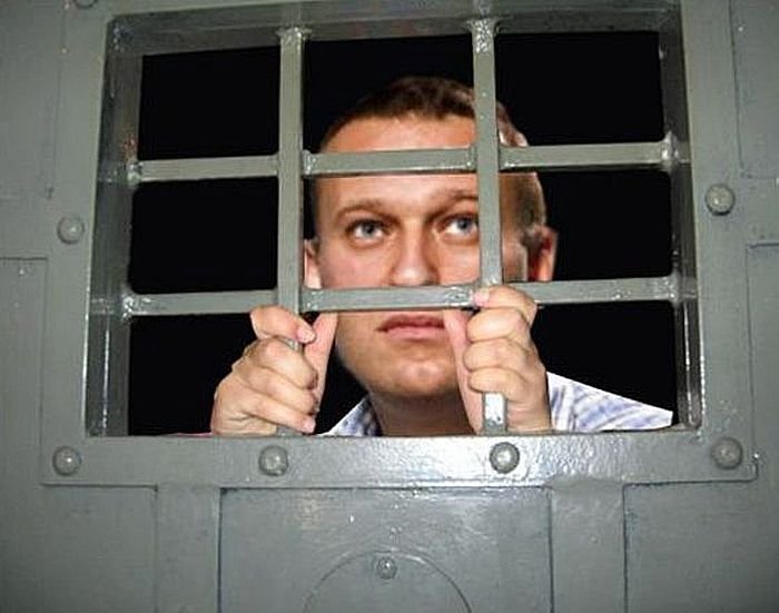 Уголовника Навального в ЕСПЧ выгораживают и выдают за приличного