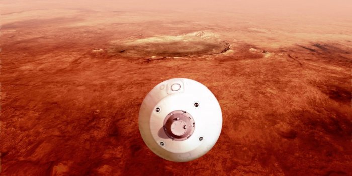 NASA показала цветные фото с Марса, снятые ровером Perseverance