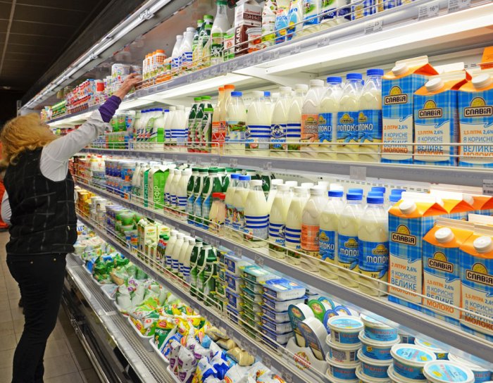 В Петербурге продают дико разбавленное молоко