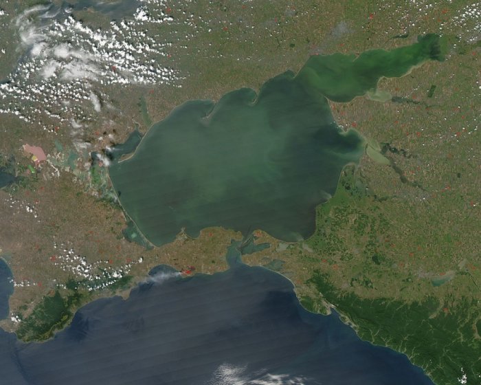 Вопрос с пресной водой в Крыму находится в активной стадии проработки