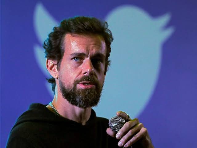 Глава Twitter Джек Дорси заявил о «прозрачности» политики соцсети