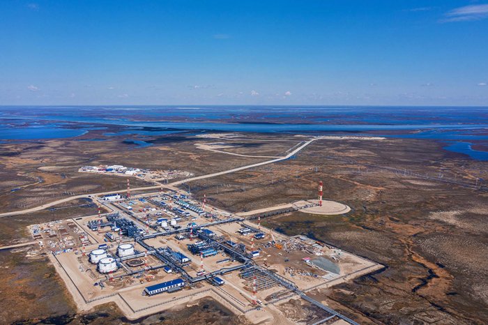 После пика пандемии в России запустили первое нефтегазовое месторождение