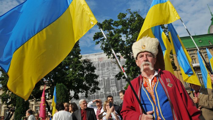«Писал человек с симптомом когнитивного диссонанса» - Захарова о новой Внешнеполитической стратегии Украины
