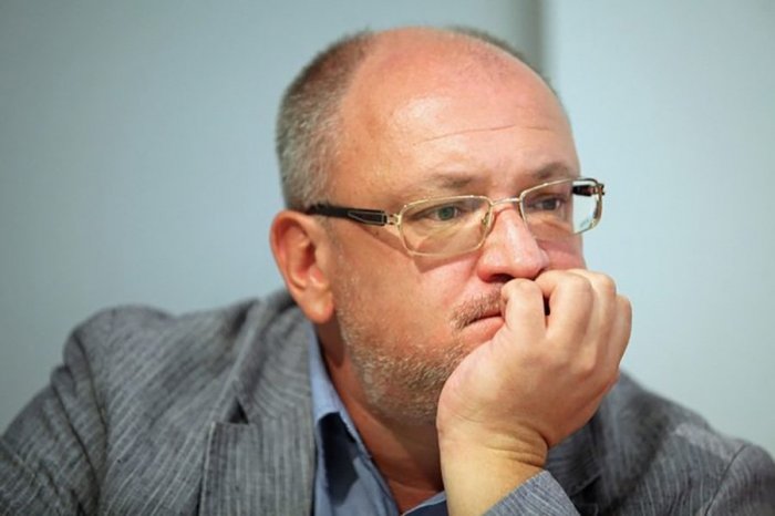 Петербургский депутат Максим Резник еще сильнее подпортил репутацию спикеру Макарову