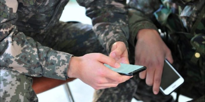 Для российских военных разрабатывают специальные смартфоны и цифровую экосистему