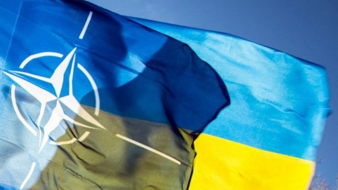 Украина подыгрывает США в вопросе поставок вооружения