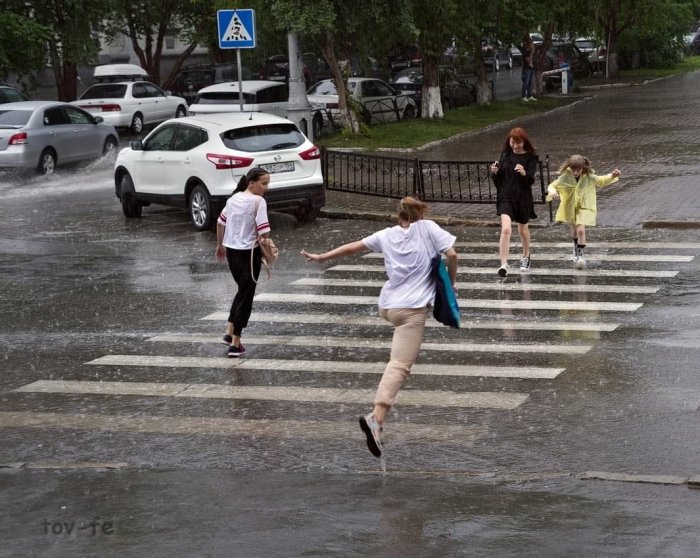 Дождь! В Петербурге пошел дождь ☂️💦