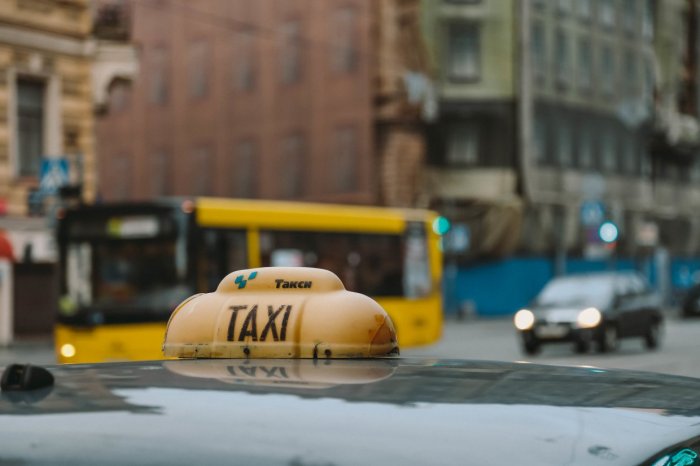 Поездки на такси станут безопаснее и комфортнее