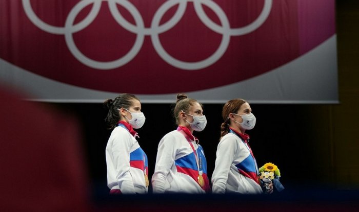 В МОК скулят, что российские спортсмены носят форму с символикой РФ