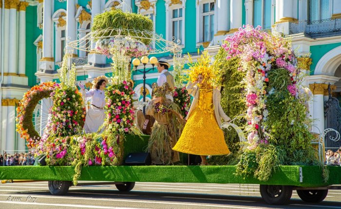 Фестиваль цветов в Петербурге проведут с ограничениями в начале сентября