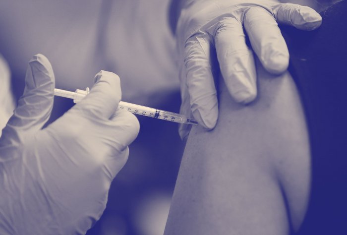 США могут лишиться туристов из-за списка «разрешенных» для въезда в страну вакцин