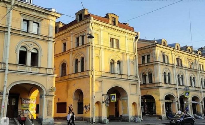 В Петербурге ликвидируют "Апраксин двор" и выселят арендаторов