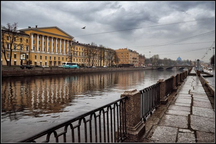 Климатолог назвал самый «грустный» месяц в России