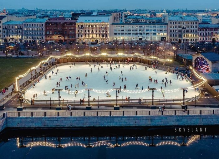 Уже в ноябре в Петербурге заработают ледовые катки