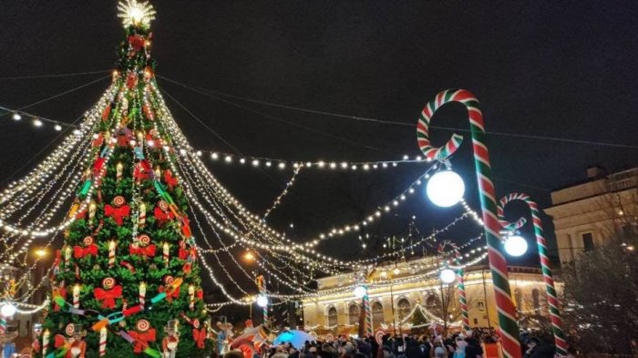 Продавцы на рождественских ярмарках в Петербурге должны будут иметь QR-коды спб, ярмарка, зима