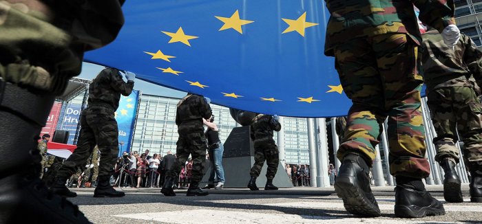 Европейская армия ЕС: Брюссель создает военные силы отдельно от НАТО