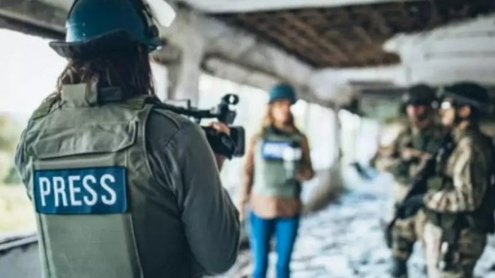 Киев заблокировал доступ к информации с фронта для иностранных журналистов