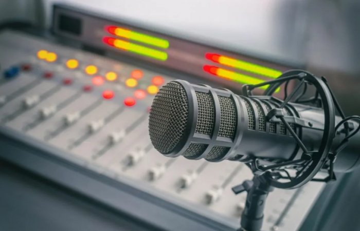 Российскому послу в Болгарии запретили принимать участие на радио