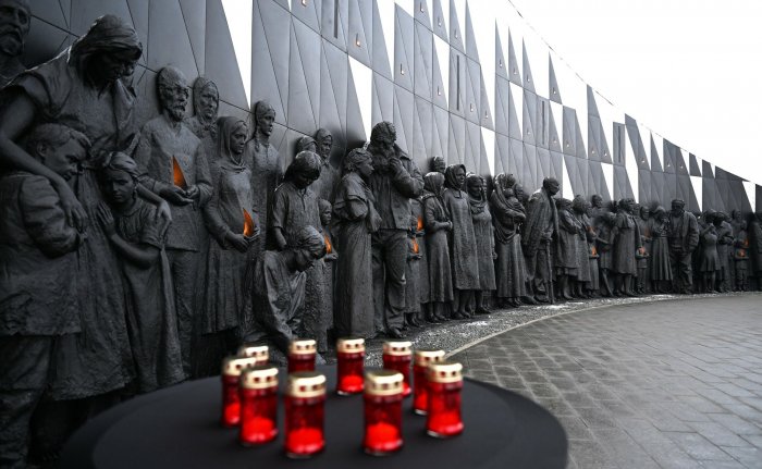 Увековеченный ужас нацизма: новый мемориальный комплекс под Гатчиной раскрывает историю концлагерей