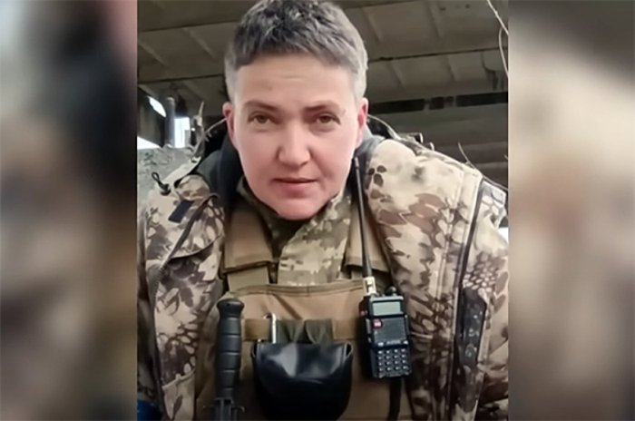 Летчица-налетчица: убийца Надя Савченко расстреливает мирное население ДНР