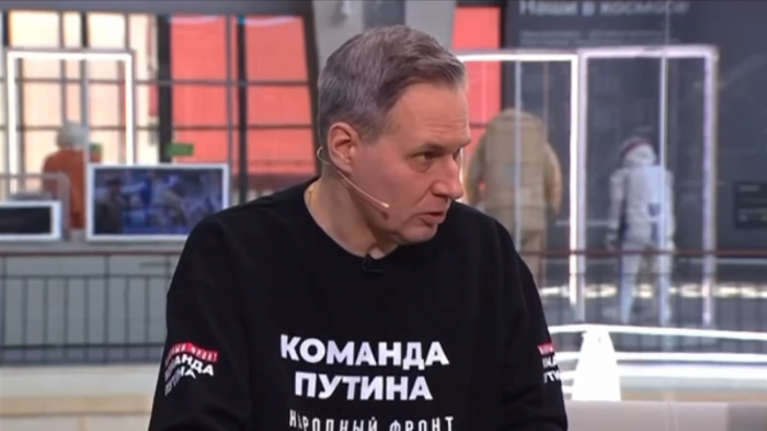 «Люди второго сорта»: эксперт Артамонов подставил «Народный фронт» и «Команду Путина»